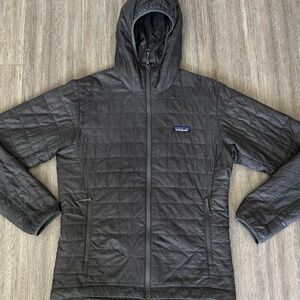 Patagonia Nano Puff Hooded Jacket Mens Small Gray Grey Puffer Coat STY84222 FA21